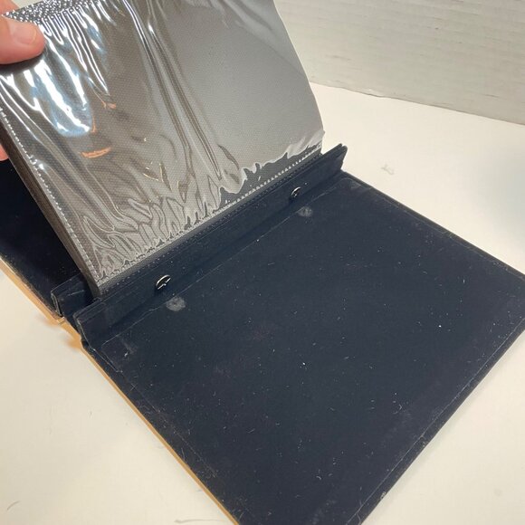 JCPenney Home Collection Pearl & Silver 4x6 Photo Album With Frame Cover - Picture 6 of 9